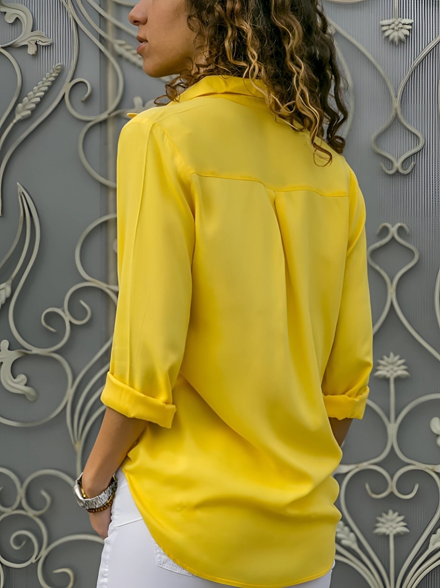 Aiah – Blusa Fluida con Escote en V