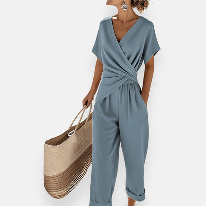 Iona | Conjunto Elegante con Diseño Cruzado y Pantalón Largo