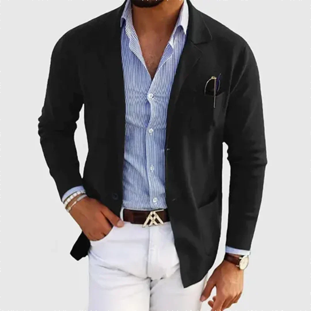 https://cdn.shopify.com/s/files/1/0785/0799/9567/files/Blazer-Herren-Lockere-Passform-entspannter-Komfort-5.png?v=1773445386