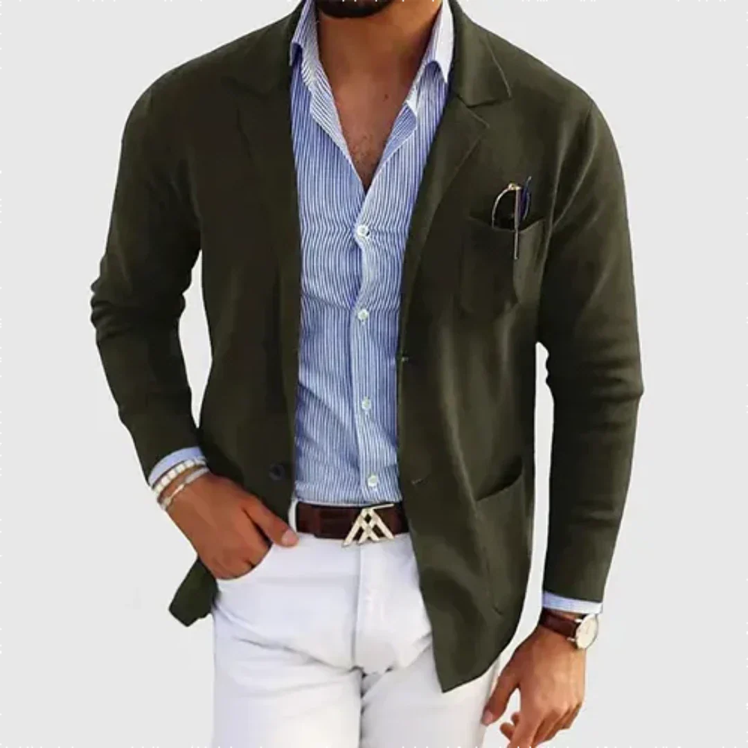 https://cdn.shopify.com/s/files/1/0785/0799/9567/files/Blazer-Herren-Lockere-Passform-entspannter-Komfort-6.png?v=1773445391