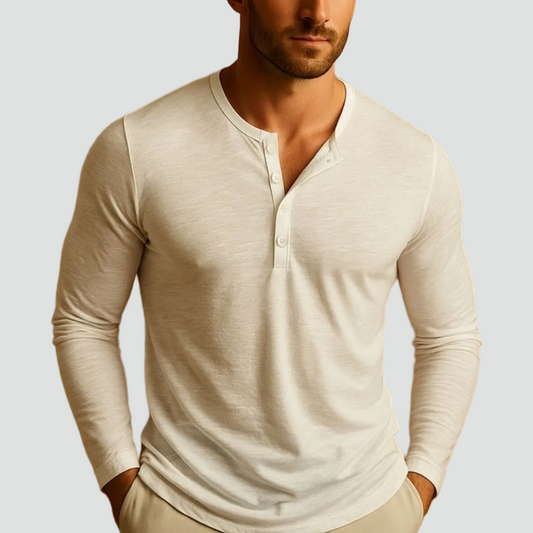 https://cdn.shopify.com/s/files/1/0815/6859/6292/files/Henleytopp_i_bomullsblandning__slim_fit__herr_0.png?v=1768228240