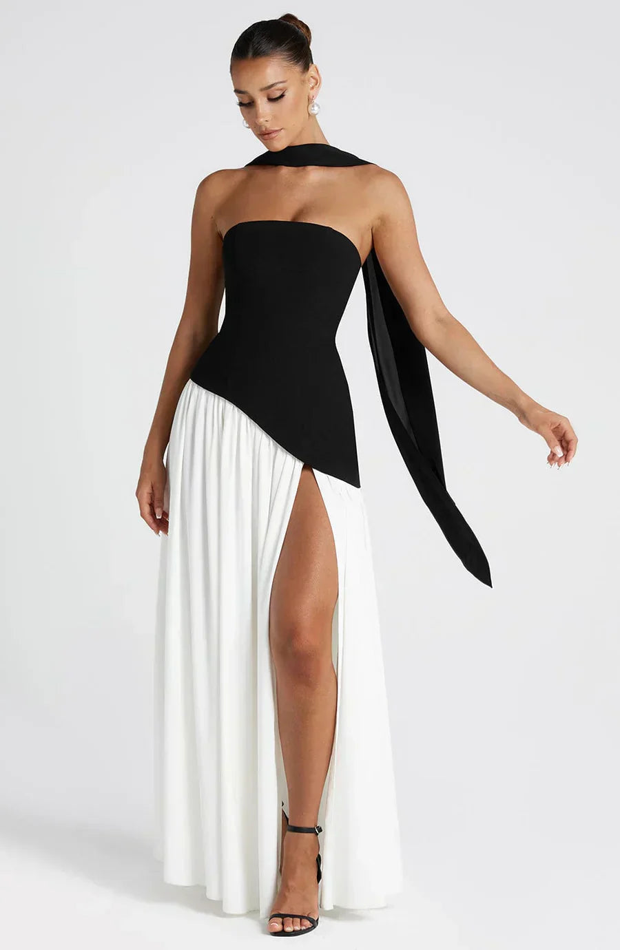 Talina | Vestido maxi asimétrico sin tirantes para mujer