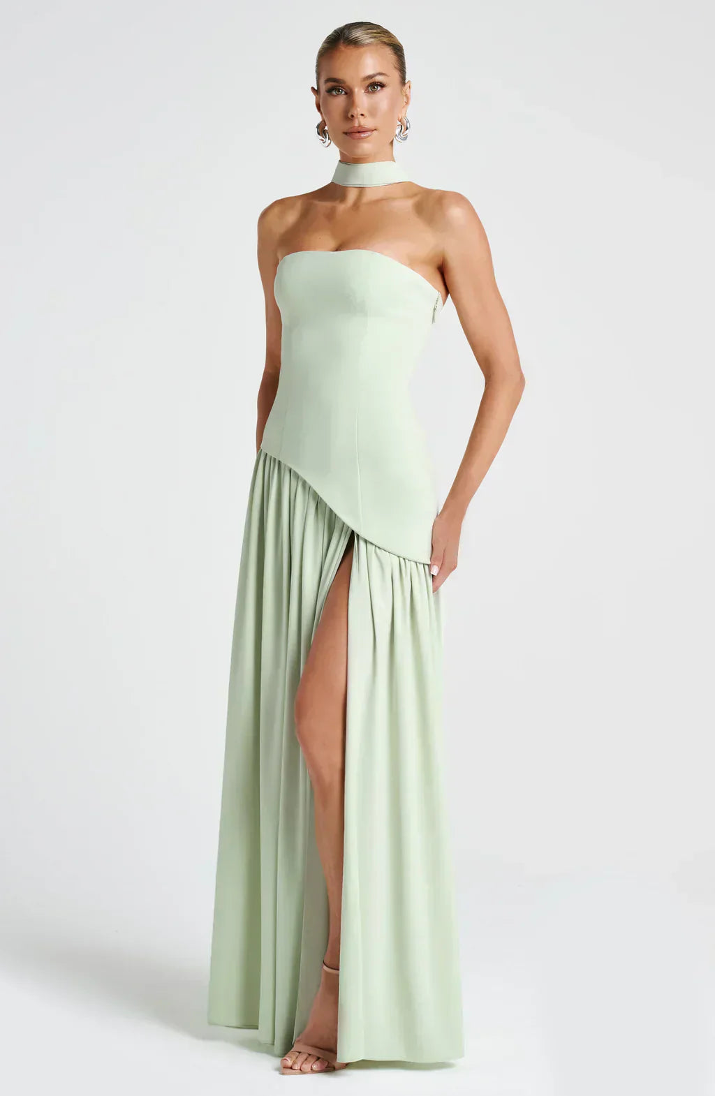 Talina | Vestido maxi asimétrico sin tirantes para mujer