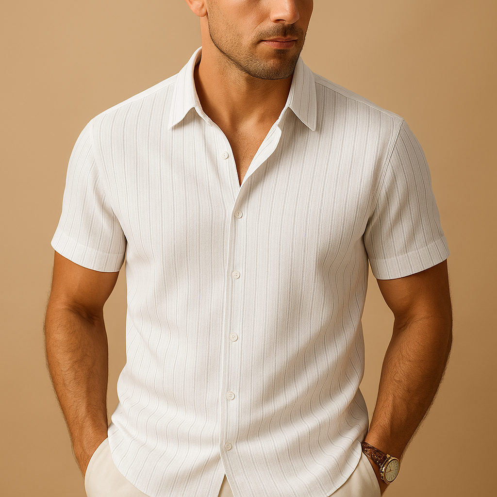 https://cdn.shopify.com/s/files/1/0966/5295/1890/files/short-sleeve-summer-shirt-for-men-with-smart-collar4.png?v=1770360636