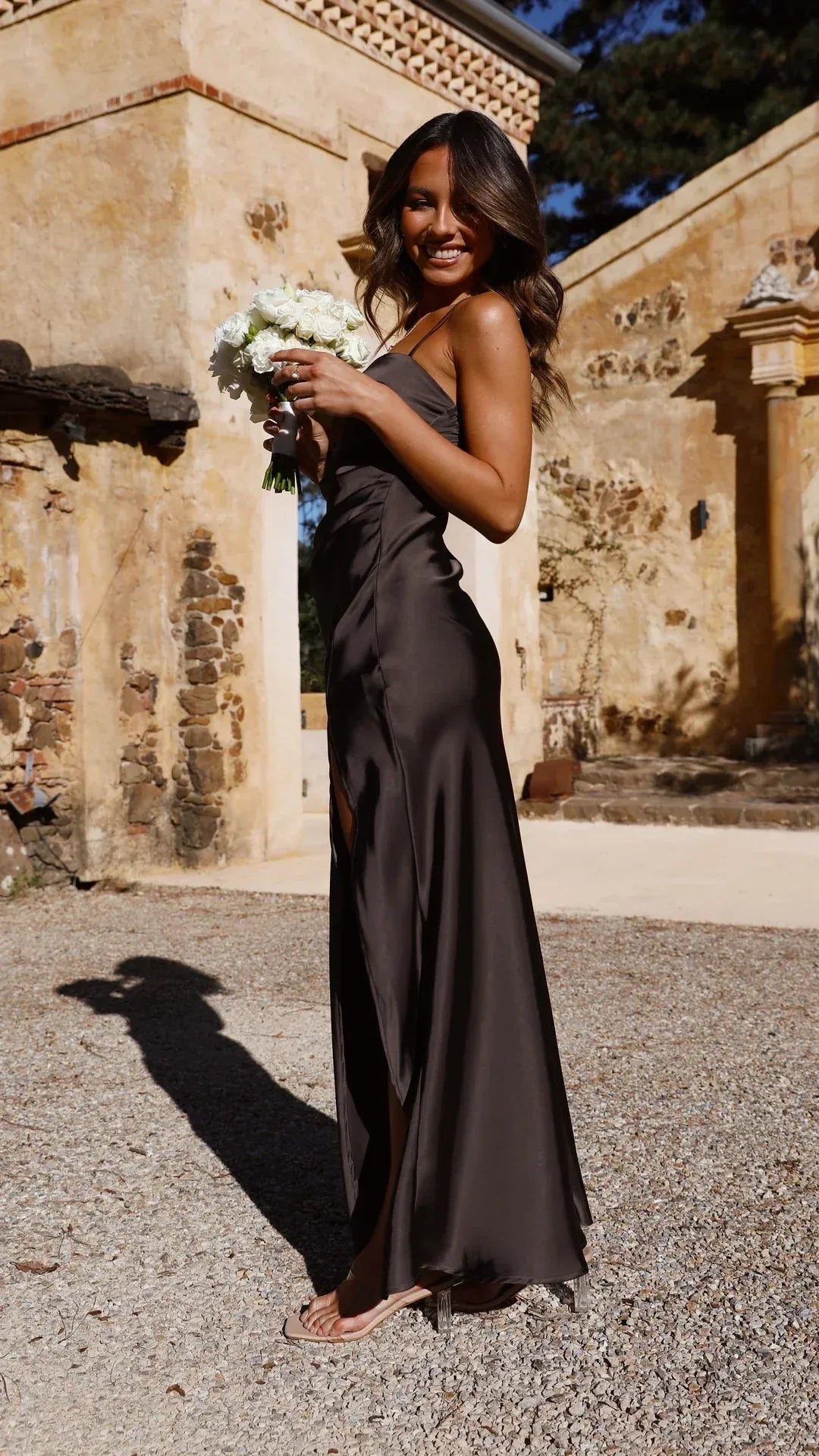Vestido Largo con Tirantes Finos y Escote Recto con Abertura Lateral para Mujer | Ideal para Noches o Ocasiones Festivas
